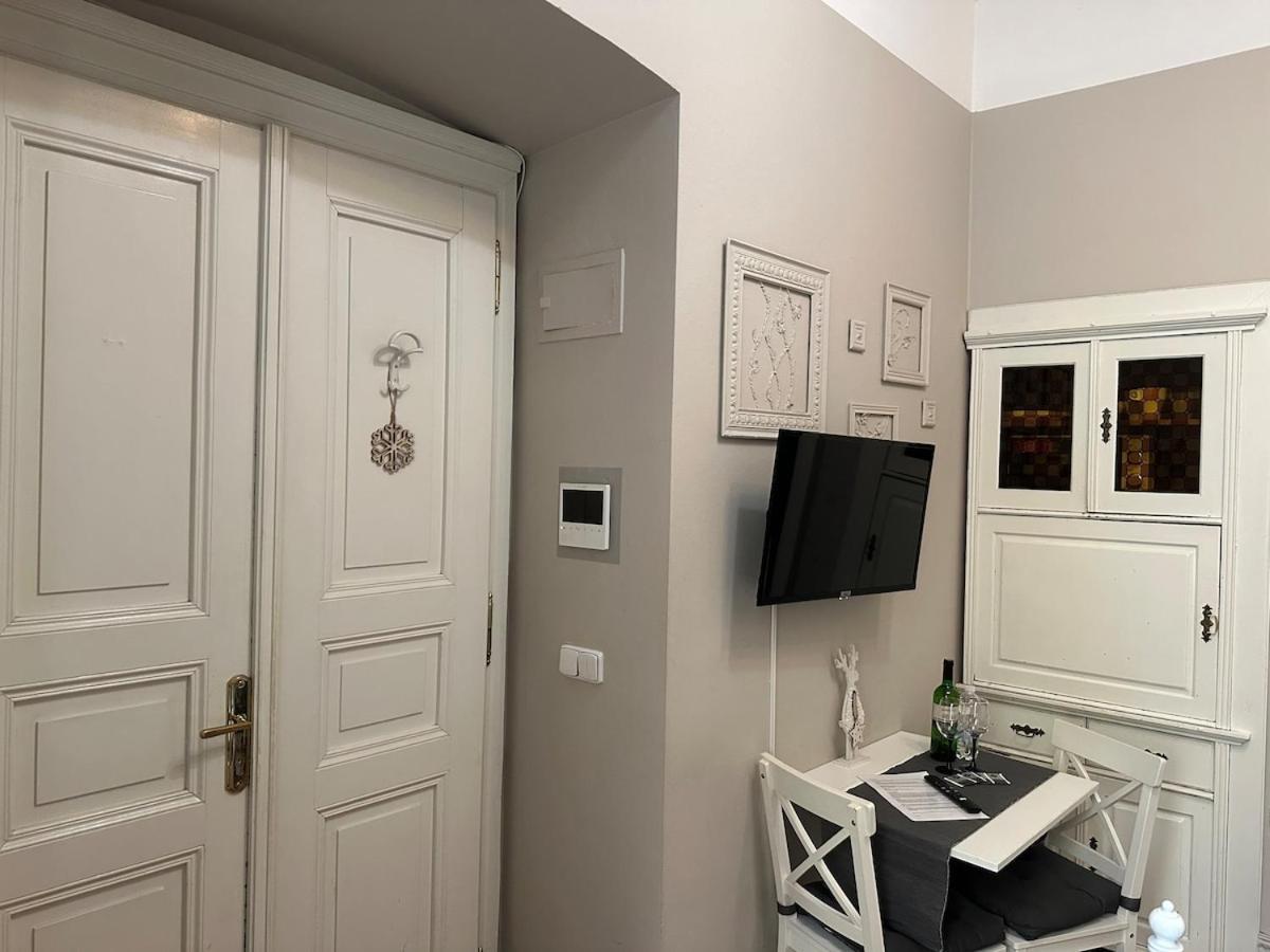 Stylovy V Srdci Prahy Apartamento Praga